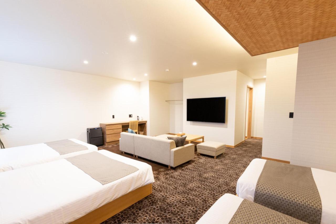 Grand Base -Nagoya Chiyokura- Hotel Ngoại thất bức ảnh